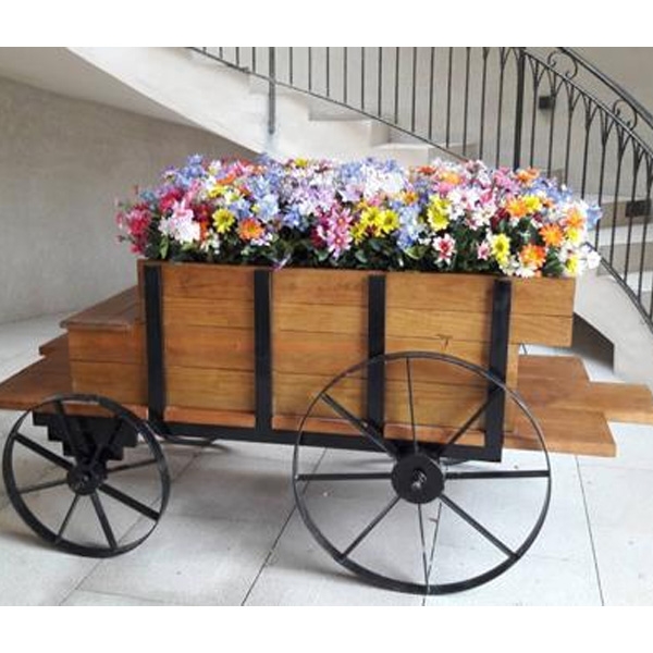 南方松木作花車實績